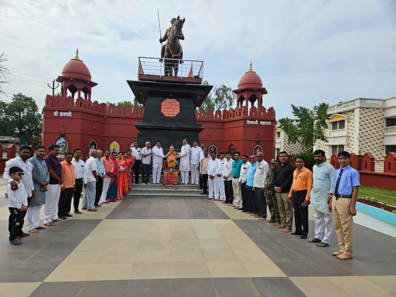  महत्वाचे 